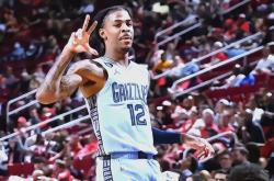 开云体育入口-公牛轻取灰熊，利拉德扛起全队