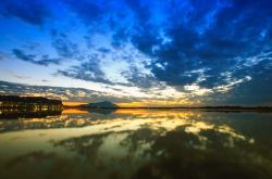 开云体育中国-方向盘与秒表的博弈，控制的力量如何决定赛场胜负