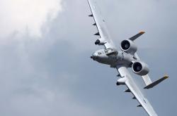 开云体育在线-异乡人，主宰者，在伦敦的雨夜里，他是唯一的灯塔