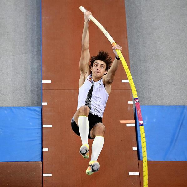 智利险胜瑞士，佩德里打破历史纪录的简单介绍