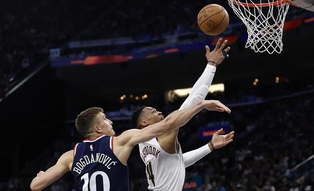 雄鹿力克勇士,威斯布鲁克高光表现 雄鹿力克勇士,威斯布鲁克高光表现