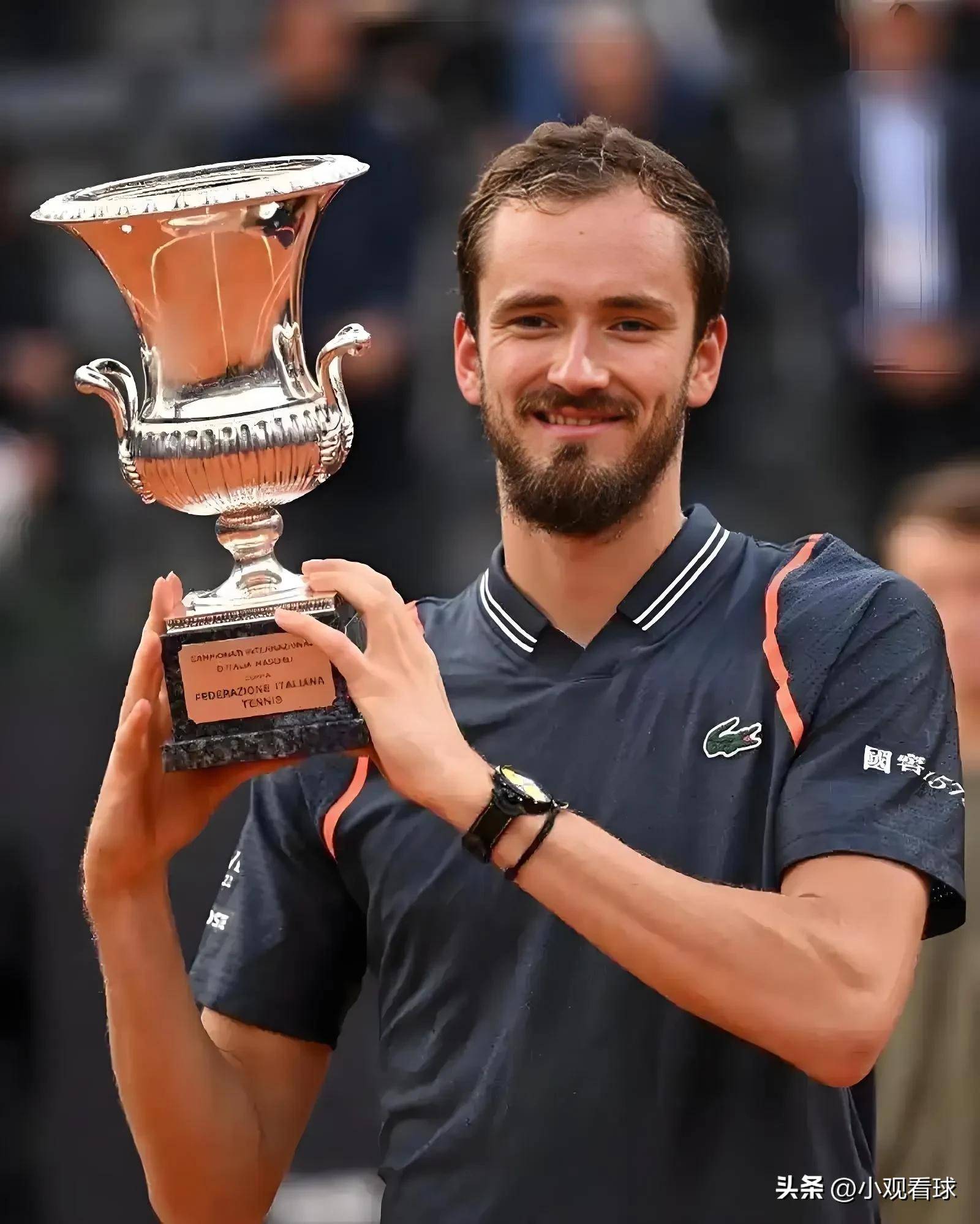 美国网球队碾压英国网球队,梅德韦杰夫三分雨点燃全场 美国网球队碾压英国网球队,梅德韦杰夫三分雨点燃全场