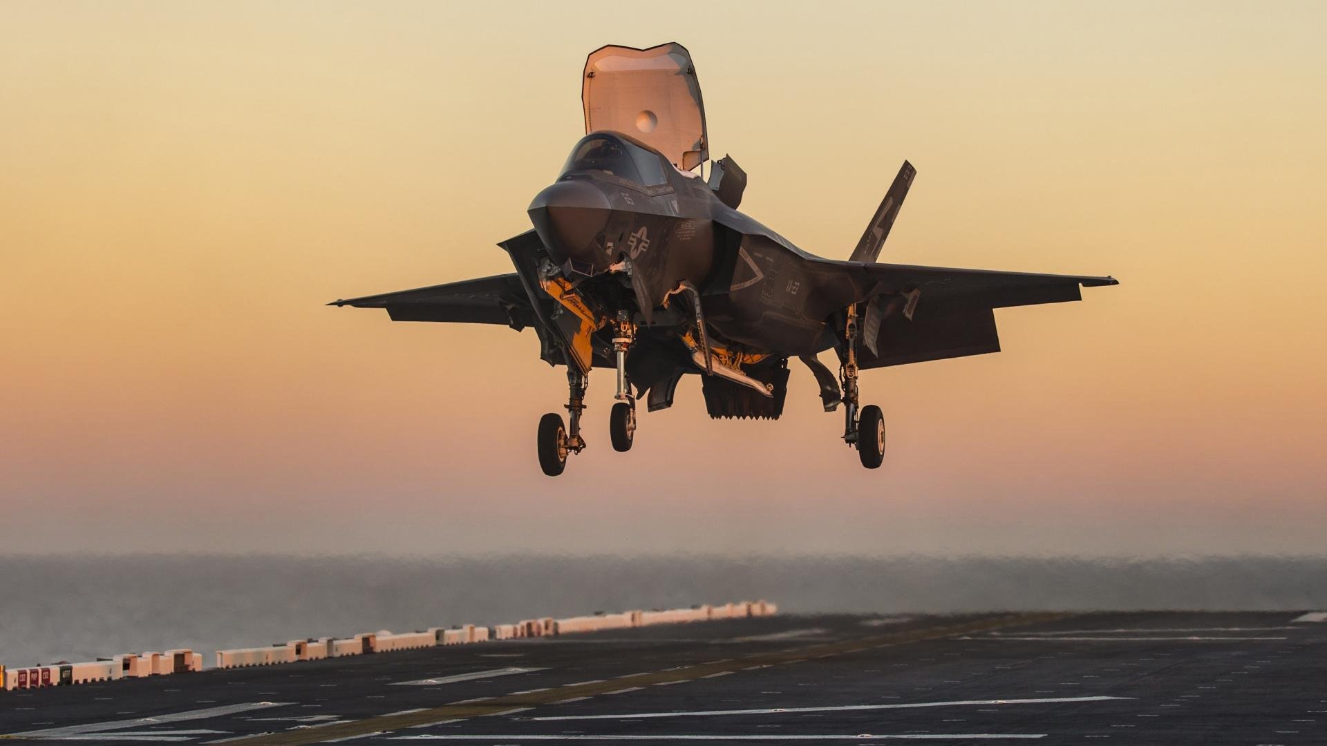 孤胆英雄难敌整体风暴，卡拉斯科扛起勒沃库森却难阻拜仁完胜