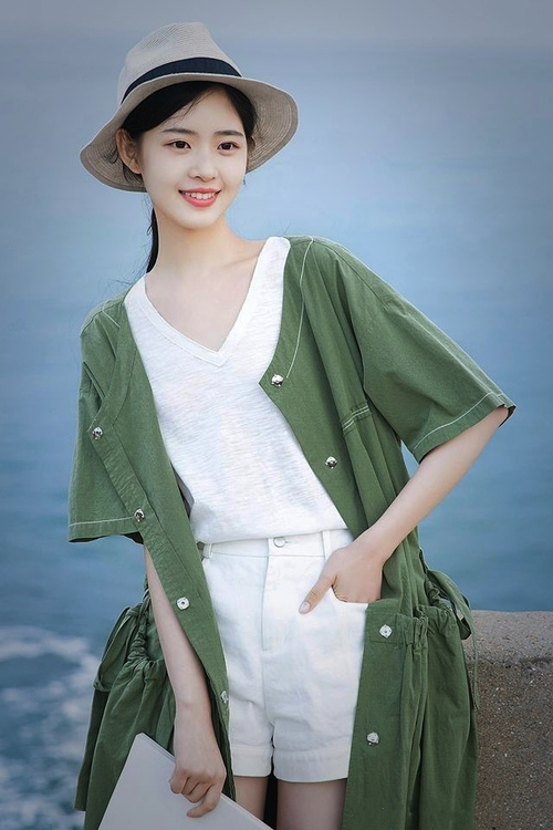 乌拉圭完胜比利时展现团队力量，加维火热状态引领新时代