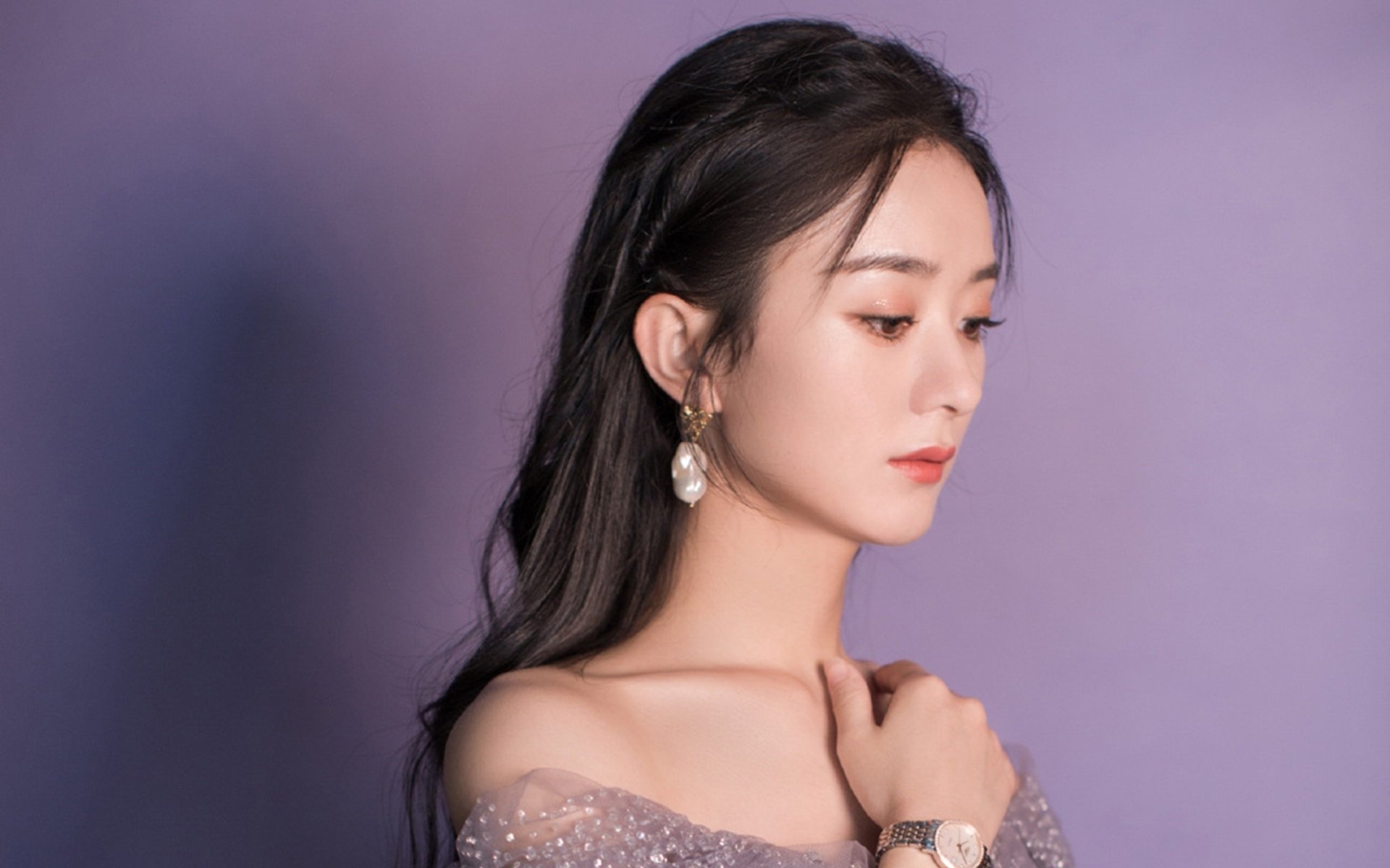 当阿根廷焰火点燃罗马夜空，阿尔瓦雷斯里程碑之夜，拉齐奥压哨绝杀背后的足球大航海