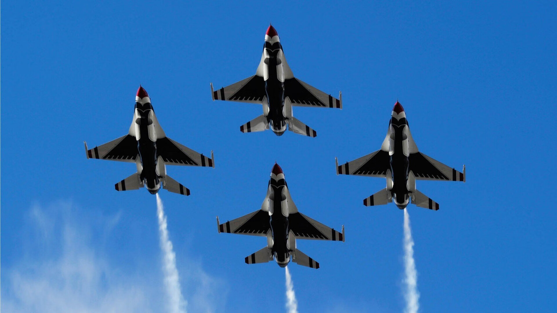 乔治存在感拉满之夜，一记火锅，两个城市，与千千万万个我